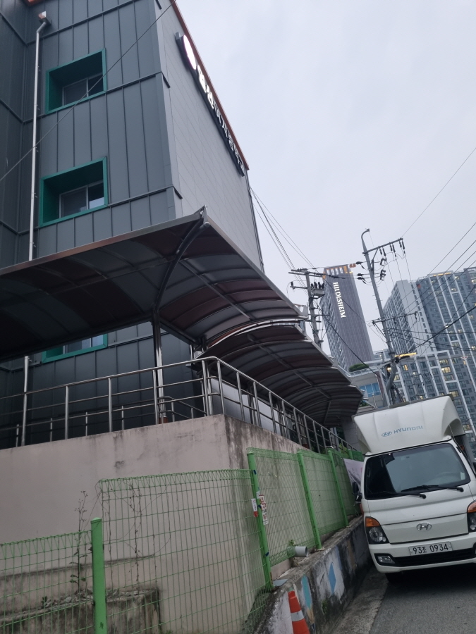 1949055918_RQJfdBUe_636ab3ad1f6ea5afd06bc9ccd630da4cb614620b.jpg 이미지크게보기